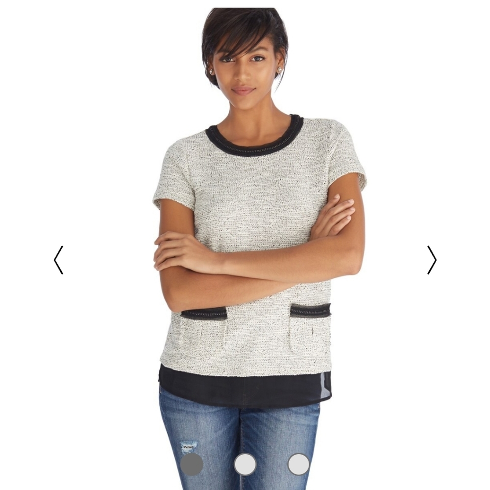White House Black Market short sleeve chain boxy top